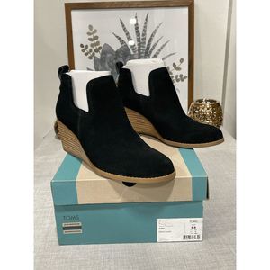 TOMS Women's Kallie Black Suede Wedge Boot - Black Suede 8.5M
